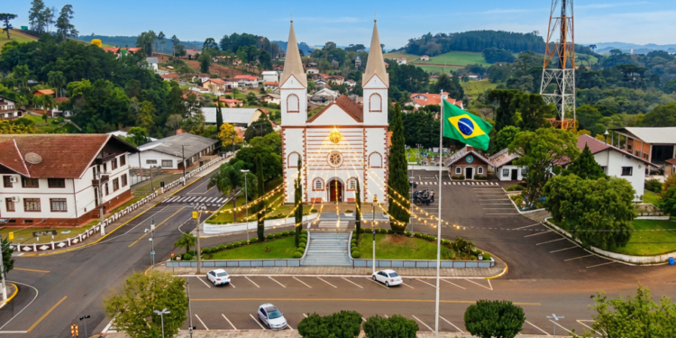 A Áustria brasileira conquista com clima europeu e atrai quem sonha em experimentar a vida no exterior