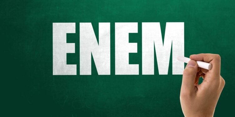 Enem - Créditos: depositphotos.com / gustavofrazao