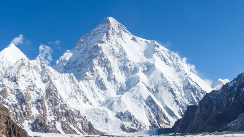 Cinco montanhas que são mais perigosas de escalar do que o Everest