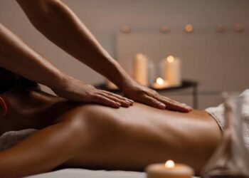 Guia completo da massagem relaxante com óleos naturais