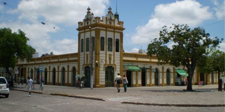 Uma cidade do sul esconde o charme histórico e os doces mais famosos que surpreendem quem a visita