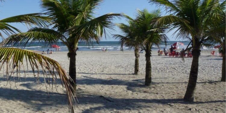 O destino paulista que encanta famílias com praias e qualidade de vida acima da média