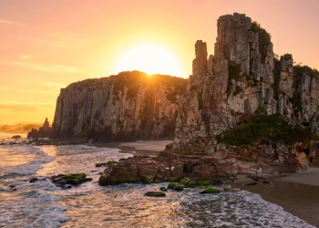 Essa cidade é um paraíso que une as águas mais azuis do RS com vida boa e tranquila