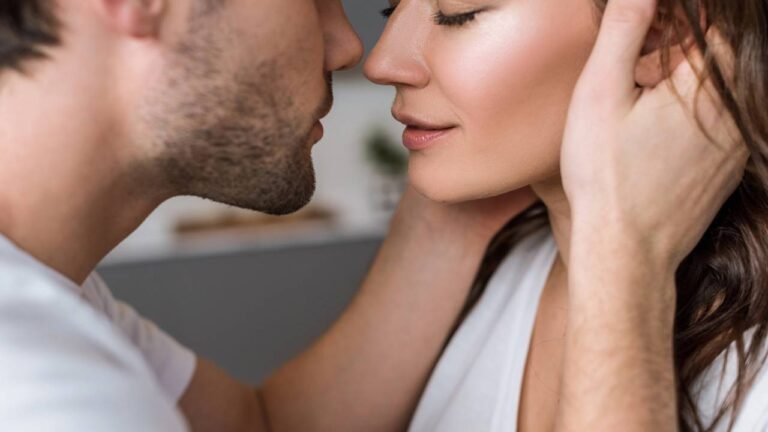 O que significa fechar os olhos durante o beijo? - Correio Braziliense ...
