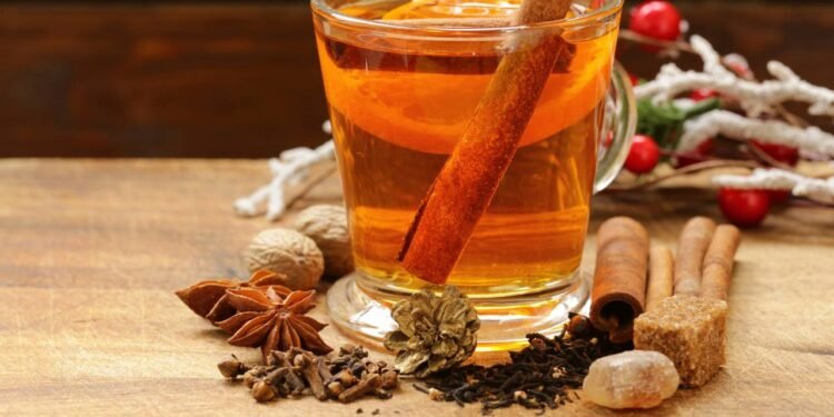 O consumo regular e moderado desse chá, dentro de um estilo de vida saudável - Créditos: depositphotos.com / Dream79