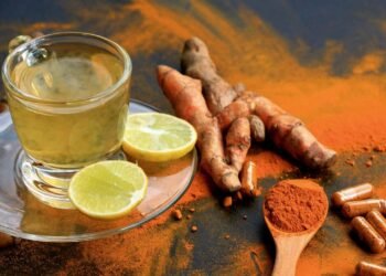 Os chás caseiros que afinam o sangue e ajudam a prevenir trombose