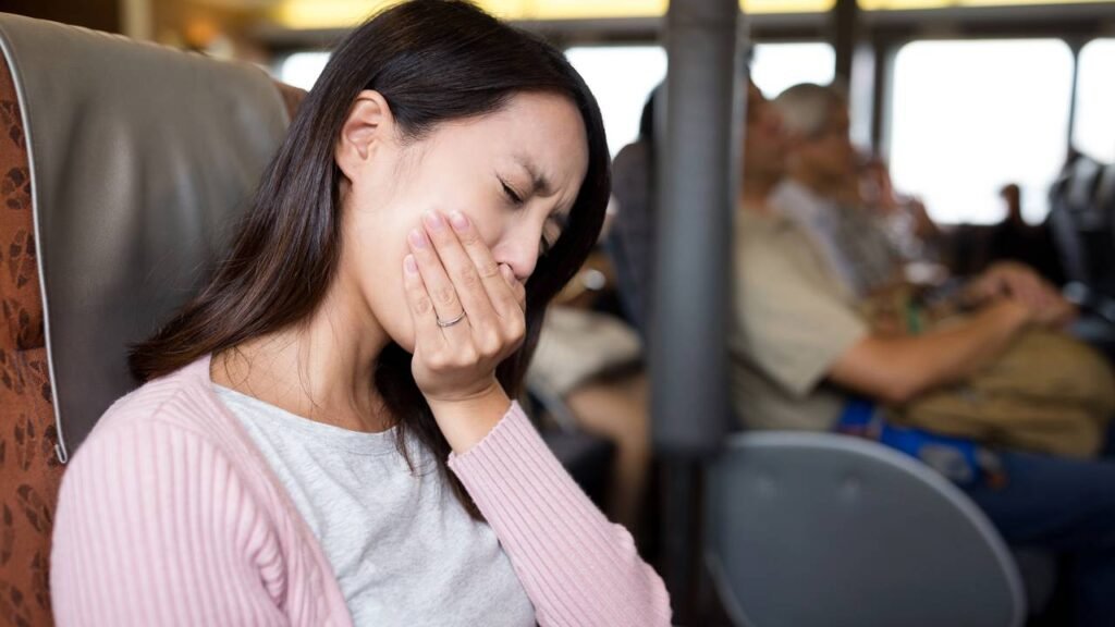 O que pode significar acordar todas as manhãs com sensação de enjoo?