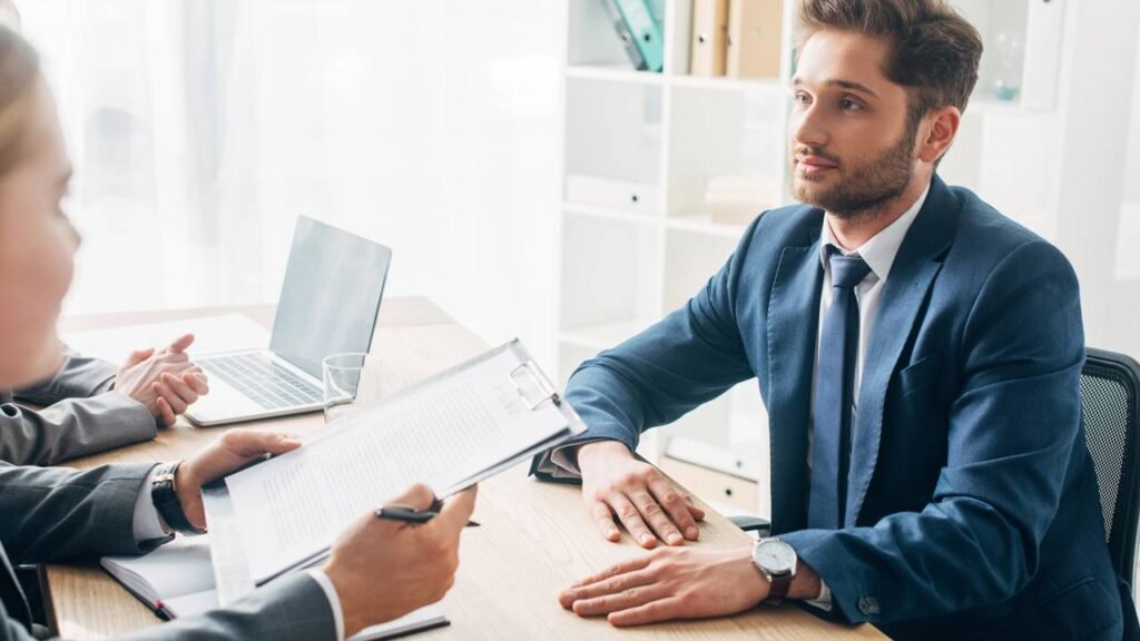 As frases que você deve evitar em uma entrevista de emprego para não queimar a largada