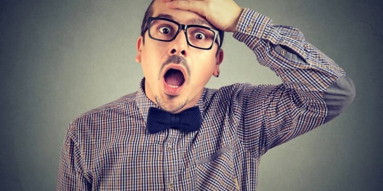 O que significa esquecer o nome das pessoas com frequência?