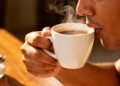Os efeitos surpreendentes do café no cérebro e na imunidade