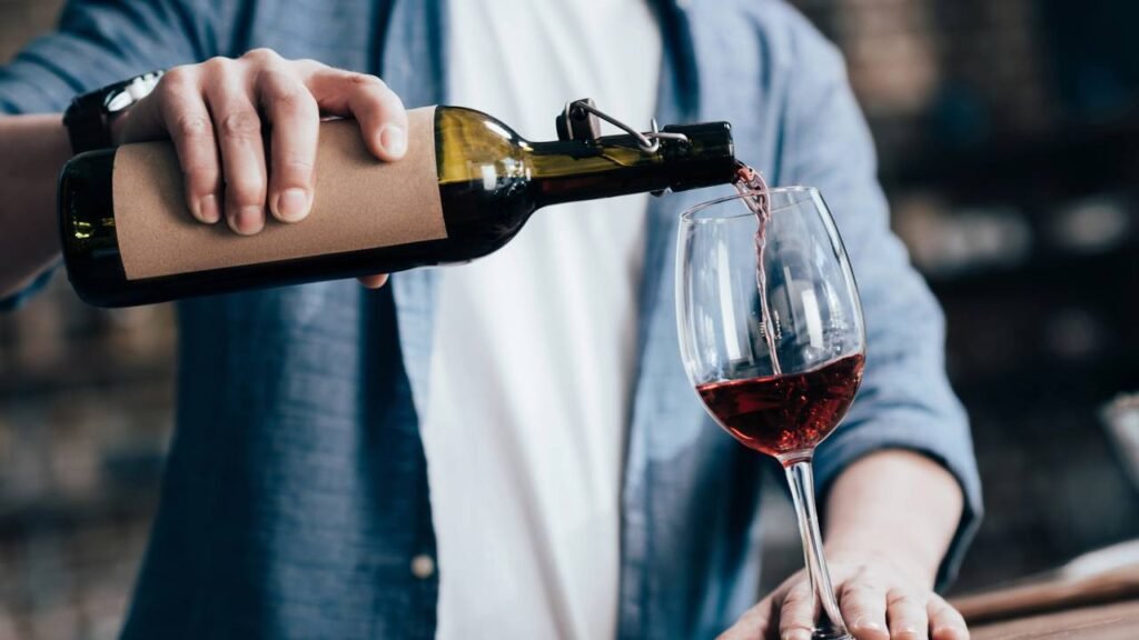 Poucos sabem quantas taças de vinho existem em uma garrafa