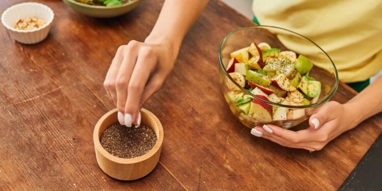 O principal benefício terapêutico do gergelim é seu notável potencial para o fortalecimento dos ossos - Créditos: depositphotos.com / HayDmitriy