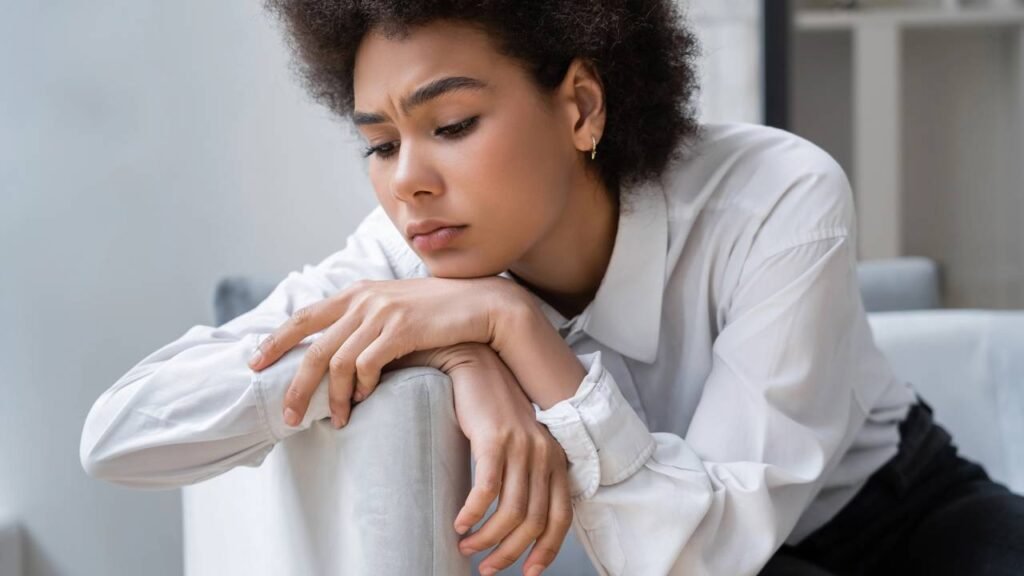 A maneira mais eficaz de lidar com a solidão e criar um caminho sólido para o bem-estar emocional