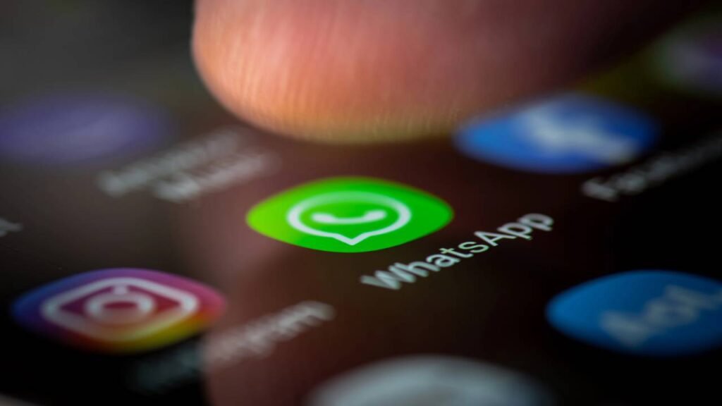 O que significa quando alguém demora muito tempo para responder mensagens, segundo a psicologia