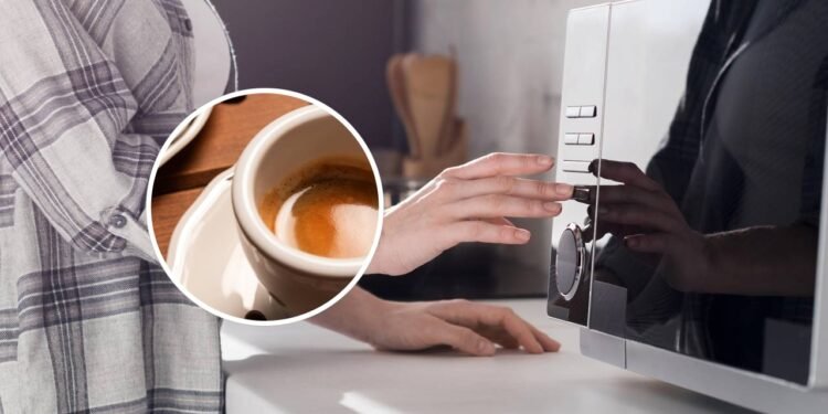 Por que você provavelmente não deve reaquecer seu café no micro-ondas