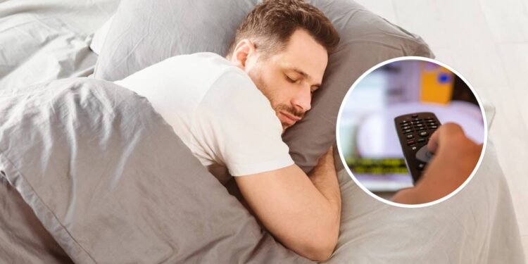 Se você dorme com a televisão ligada, é isso que a psicologia tem a dizer