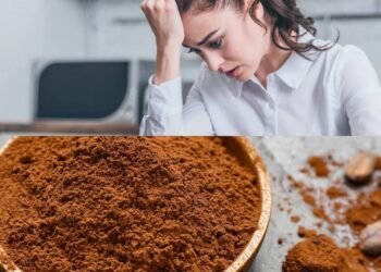 Estudos explicam como este pó escuro aumenta a serotonina e combate a ansiedade