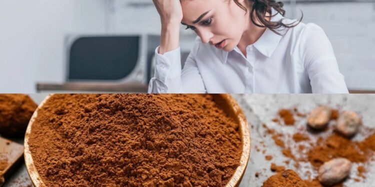 O principal benefício terapêutico do cacau puro reside em seu efeito cardioprotetor, diretamente ligado à alta concentração de flavonoides - Créditos: depositphotos.com / serezniy / Créditos: depositphotos.com / AndrewLozovyi