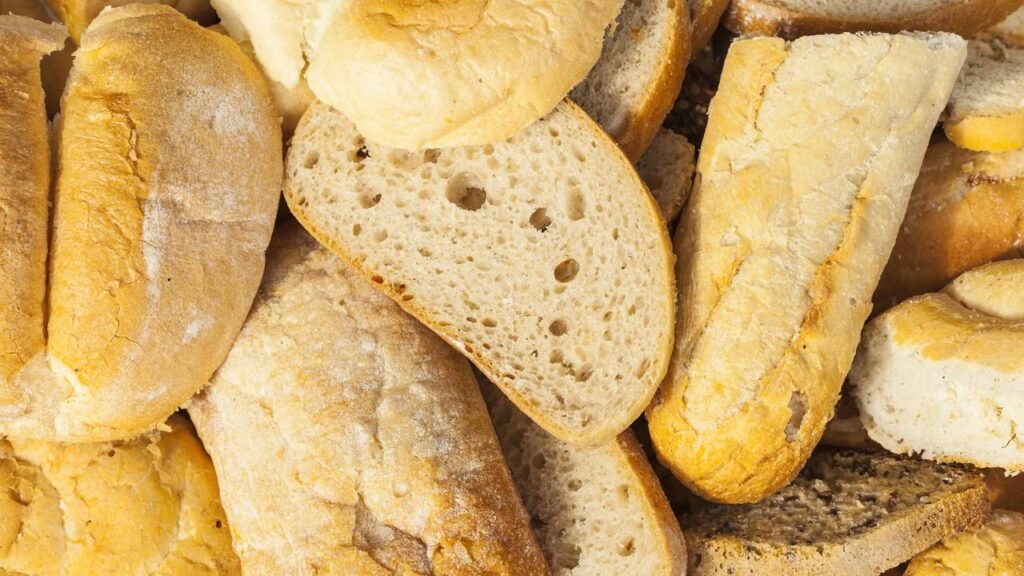 Faça isso com o pão velho da sua cozinha ao invés de jogar fora