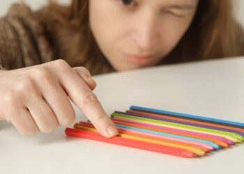 O que pessoas perfeccionistas escondem revela um medo profundo