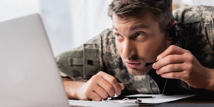 O que significa falar baixo, segundo a psicologia