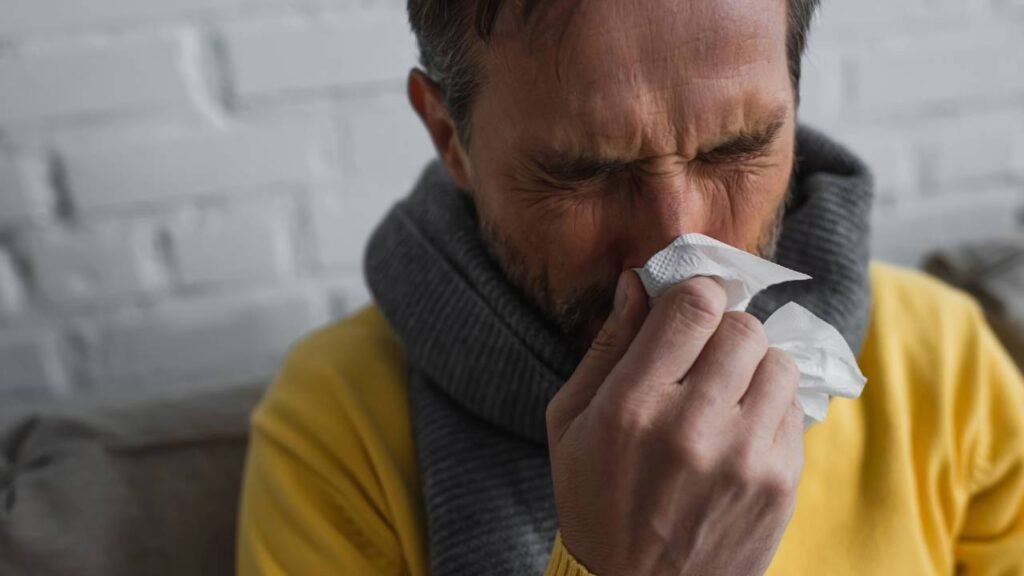 Por que o nariz escorre ao comer pimenta ou algo quente?