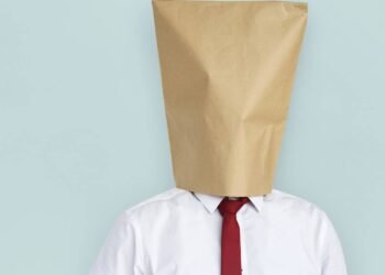 O que significa sentir medo de puxar conversa?