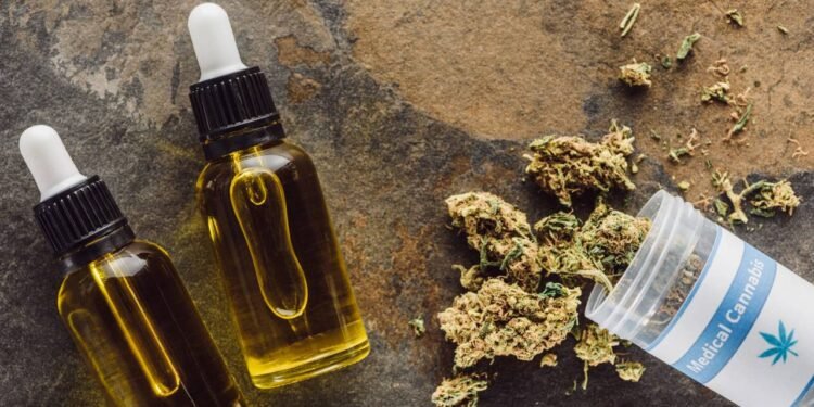 Cannabis - Créditos: depositphotos.com / VadimVasenin