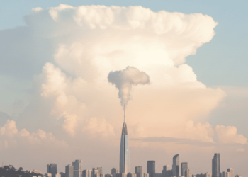 O que significa quando as nuvens formam figuras no céu?