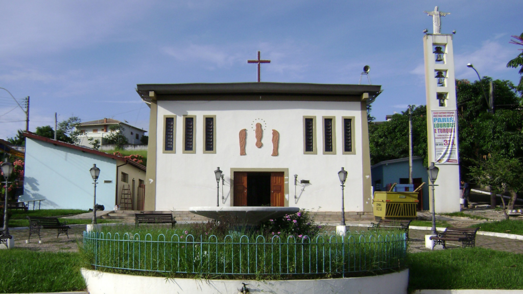 A cidade com águas curadoras que oferece benefícios ao corpo e ainda se destaca como uma das melhores para viver