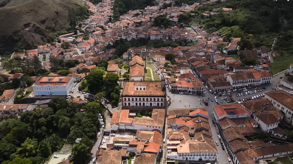 O vilarejo acolhedor a poucos minutos de Ouro Preto com apenas 1000 habitantes que está conquistando quem busca paz