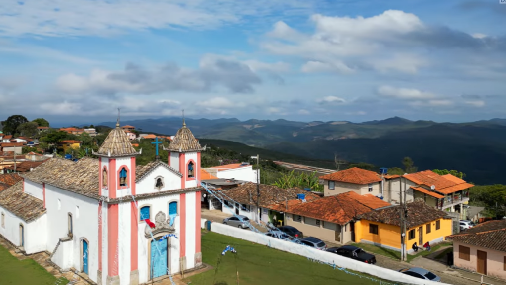 O vilarejo acolhedor a poucos minutos de Ouro Preto com apenas 1000 habitantes que está conquistando quem busca paz