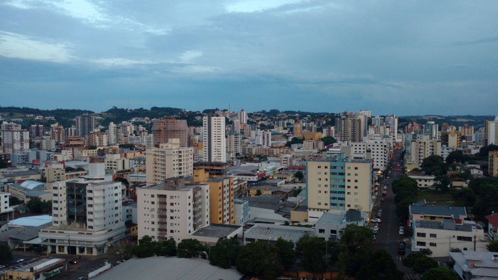 Uma das cidades mais inteligentes do Paraná está se destacando pelo seu polo universitário forte