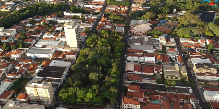 Essa cidade é a capital do calçado e da saúde sendo uma das que mais crescem em São Paulo por brilhar os olhos de quem busca morar bem e prosperar