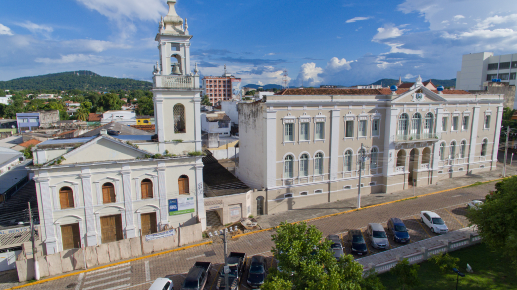 A cidade perto do Pantanal que abriga a maior planície alagável do planeta