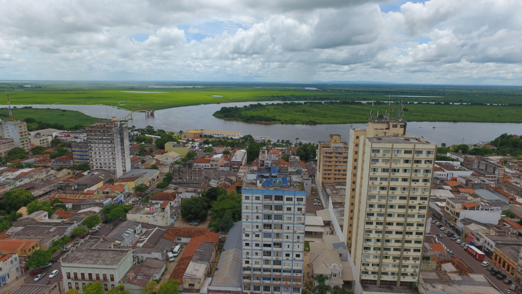 A cidade perto do Pantanal que abriga a maior planície alagável do planeta