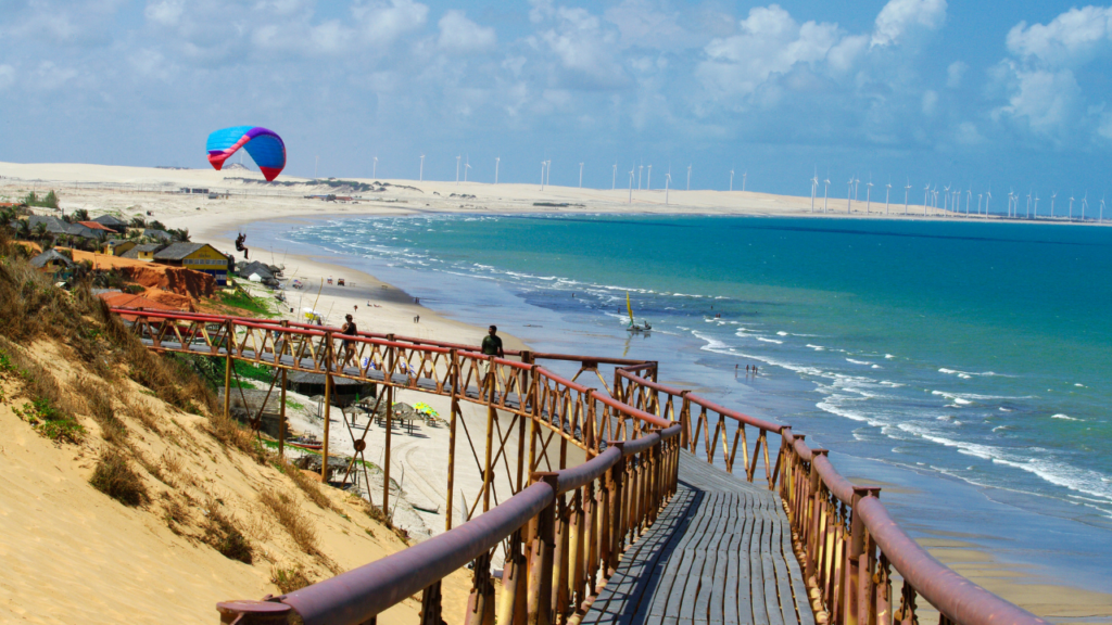 O litoral no Ceará pouco conhecido que está chamando a atenção de turistas pelas praias exuberantes e sua história