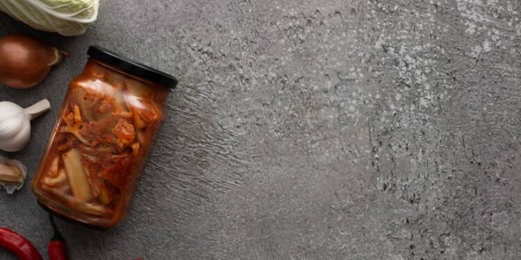 Kimchi - Créditos: depositphotos.com / VadimVasenin