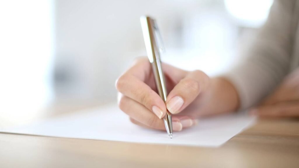 Por que a gente fala ‘a nível de’ e acha que tá certo