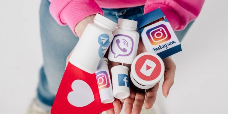 Redes Sociais - Créditos: depositphotos.com / AndrewLozovyi