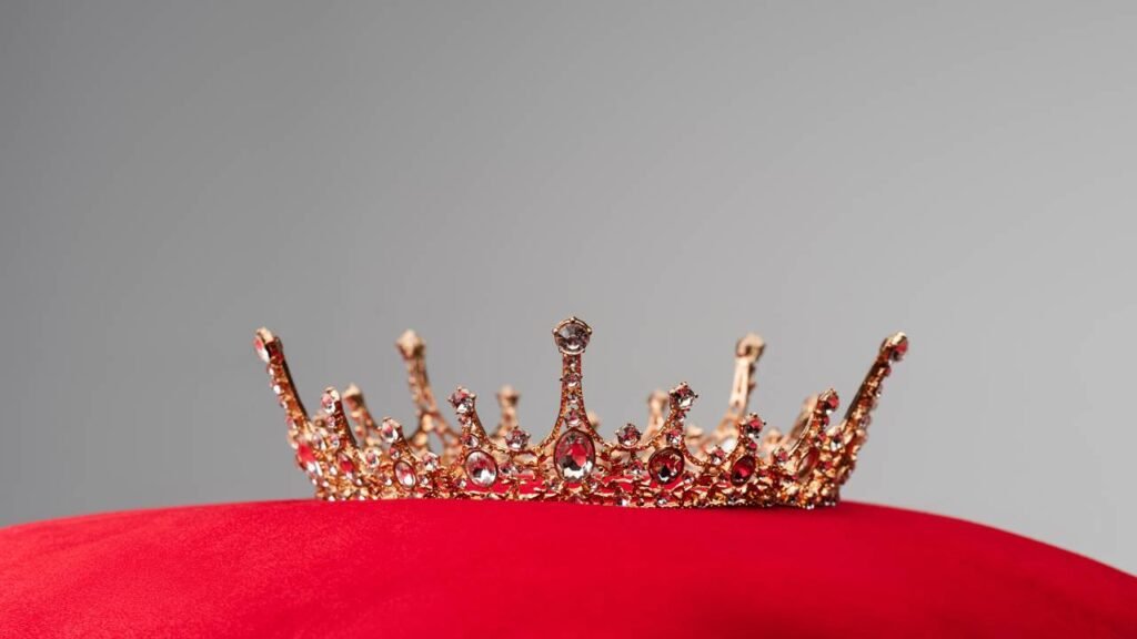 Os nomes longos mais bonitos e elegantes inspirados na realeza mundial