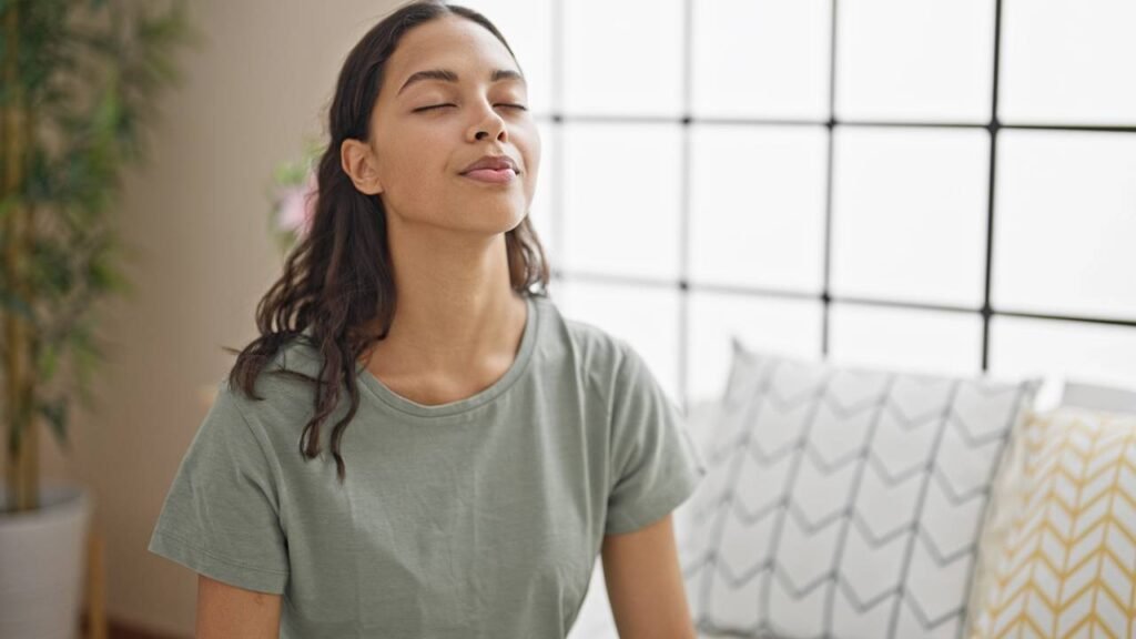 O que é a respiração consciente e como inserir na sua rotina para lidar com o estresse do dia a dia