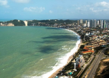 Com 300 dias de sol por ano, a "Cidade do Sol" nasceu no dia 25 de dezembro e isso virou seu nome