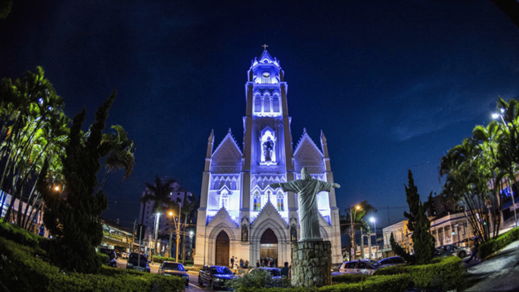 A cidade do interior referência em calçado e basquete que está conquistando quem busca oportunidades e ama esportes