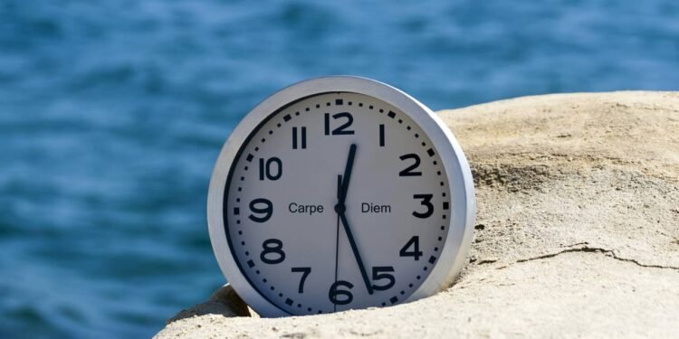 O que significa “Carpe Diem”, a frase que convida a viver o agora sem arrependimentos