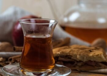 Esta especiaria em forma de chá pode ajudar no controle do açúcar no sangue