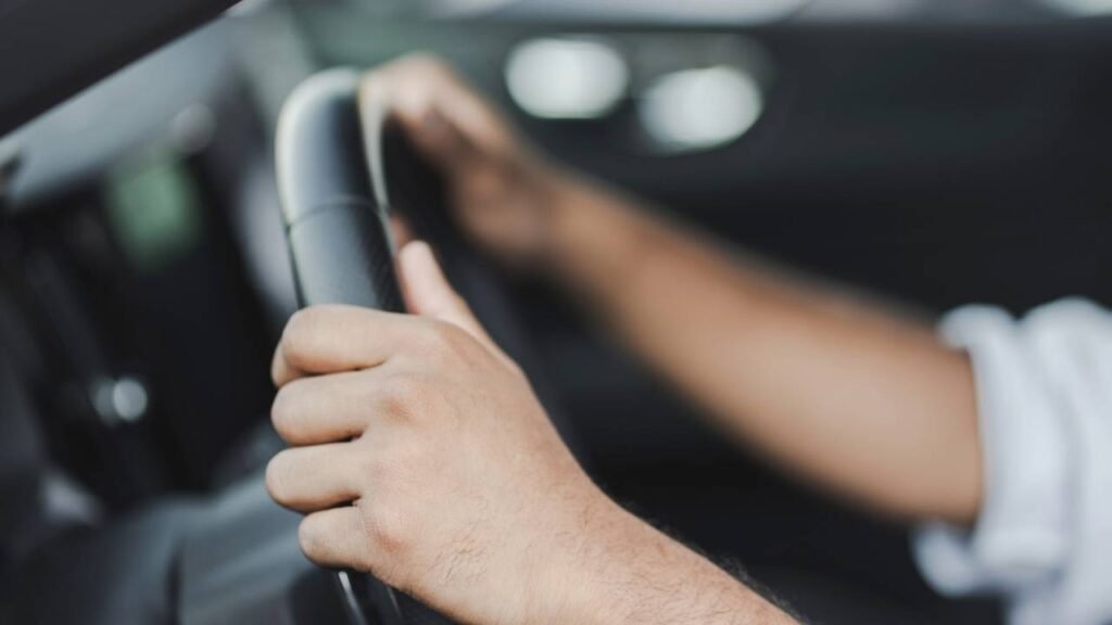 O que seu jeito de dirigir revela sobre sua memória, segundo estudos