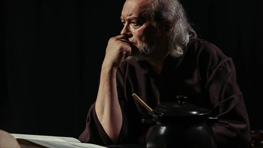 Por que os detalhes do cotidiano estão virando o foco em 2025 segundo Byung-Chul Han