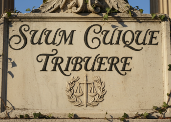 O que significa 'Suum cuique tribuere', a frase que define o que é justiça