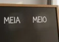 A confusão entre “meia” e “meio” está voltando até em textos profissionais